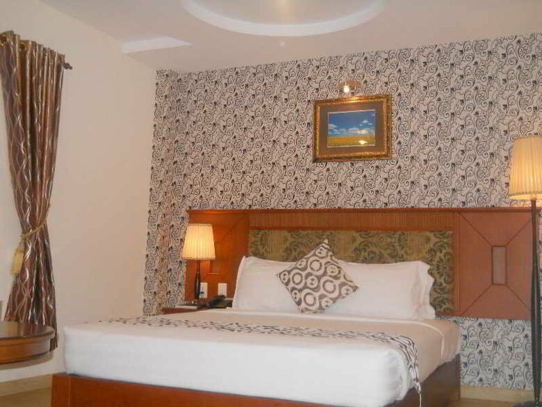 Blue Diamond Hotel