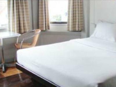 Hostal Relax Guesthouse