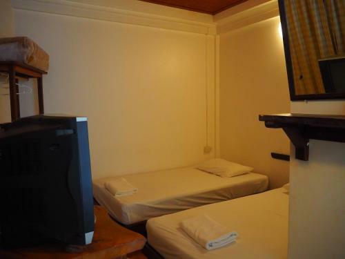 Hostal Relax Guesthouse