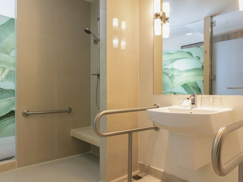Hotel Holiday Inn Express Phuket Patong Beach Central