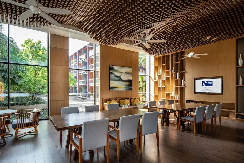 Hotel Holiday Inn Express Phuket Patong Beach Central