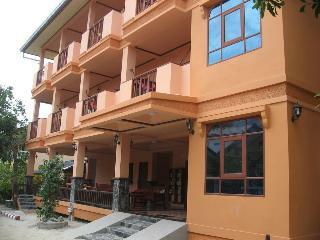 Hotel Black  White Bungalows