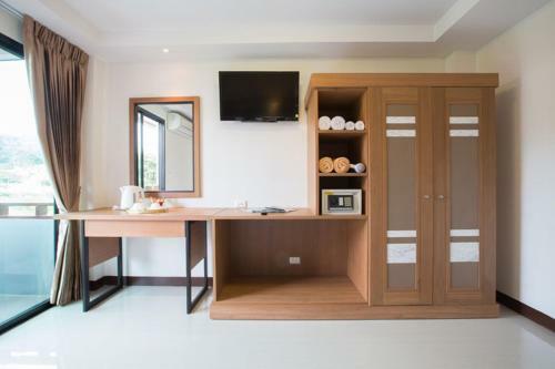 Patong V Hotel