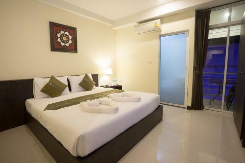 Hotel The Elegant Patong