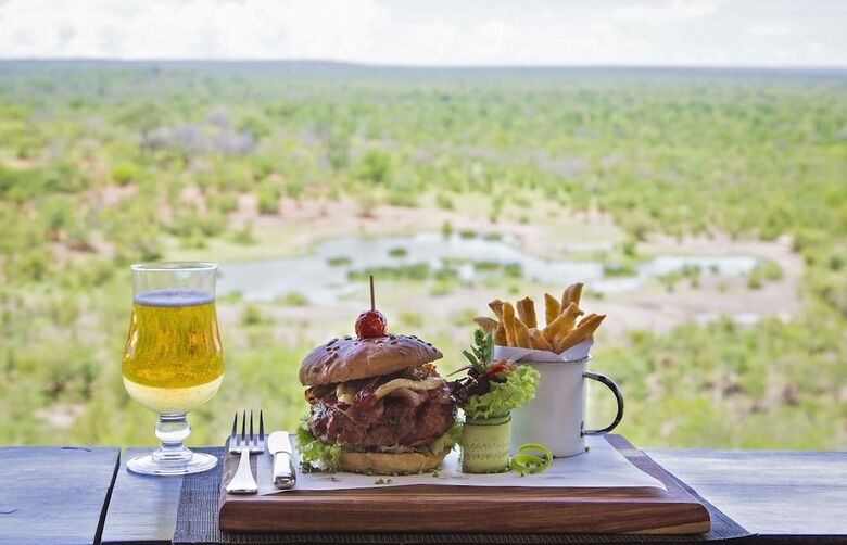 Hotel Victoria Falls Safari Lodge