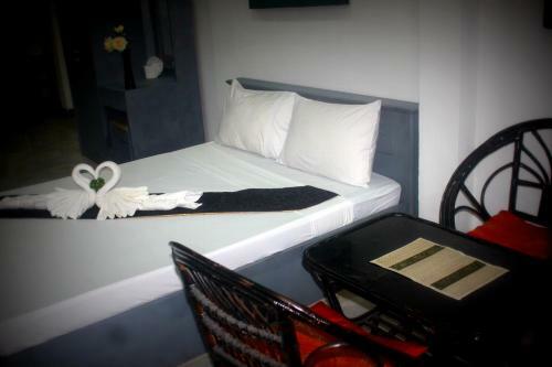Hostal The Guest House