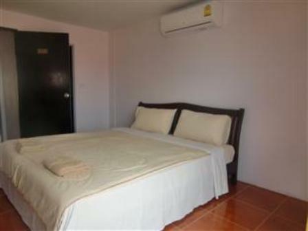 Hostal Happy Guest House