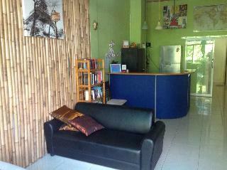 Hostal Kata Inn Guesthouse & Restaurant