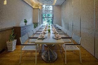 Hotel The Costa Nha Trang Residences