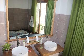 Hotel Green Bay Phu Quoc Resort & Spa