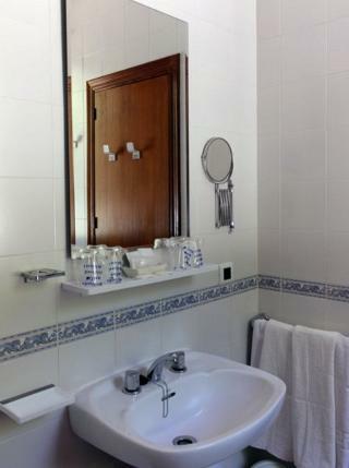 Hotel In Jubrique, M�laga 102461