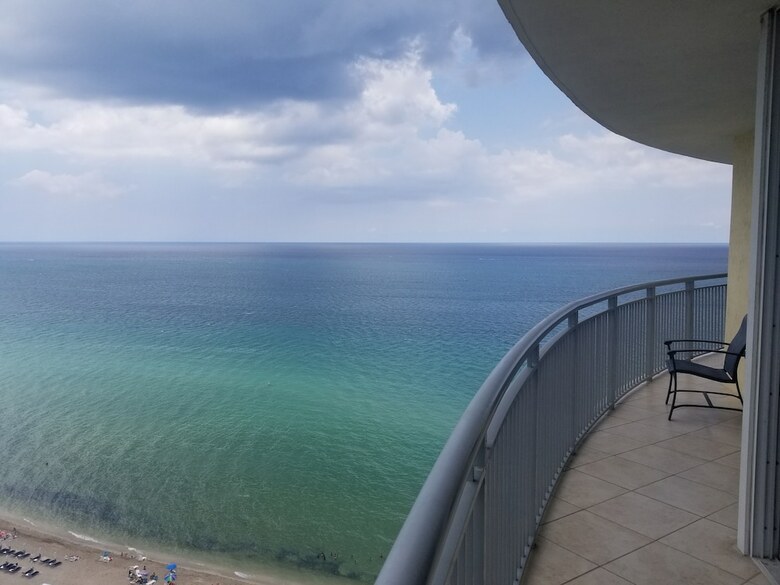 Hotel Doubletree Ocean Point Resort & Spa