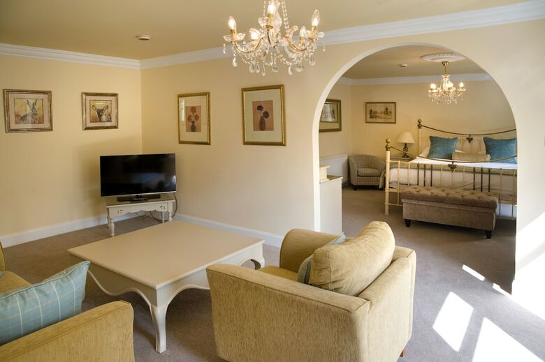 Hotel Dalhousie Castle