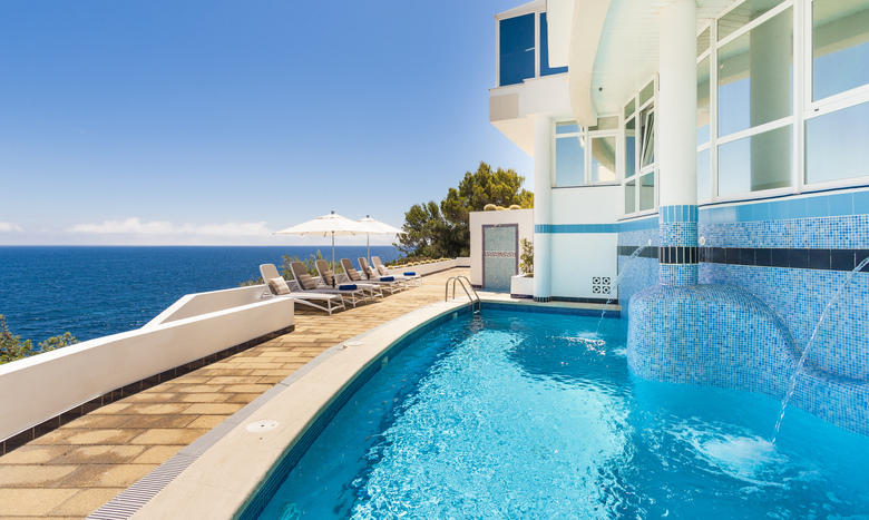 Globales Apartamentos Cala Vi�as Only Adults +16