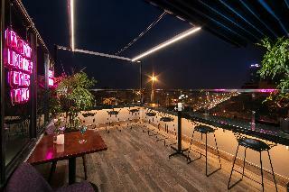 Aha Commencer Hotel Hanoi