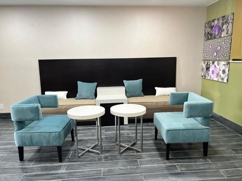 Hotel Americinn By Wyndham Salina