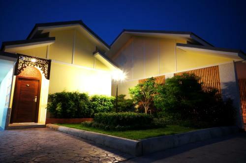 Hotel Roses Huahin
