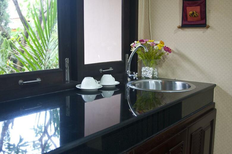 Hostal Zea Za Garden
