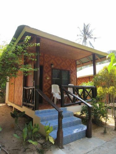 Adam Bungalow