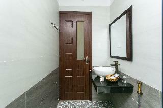 Hotel Oyo 724 Golden Palm Villa