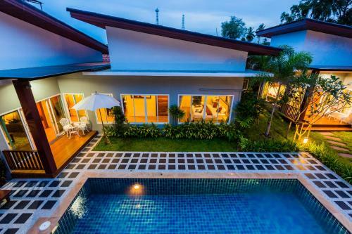 Villa Irawan House
