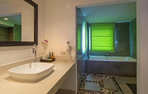 Hotel Aonang All Seasons Beach Resort