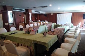 Pin Hotel