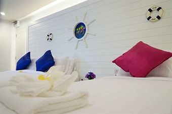 Bed By Cruise Hotel @samakkhi-tivanont