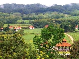 Hotel Manee Dheva Resort & Spa