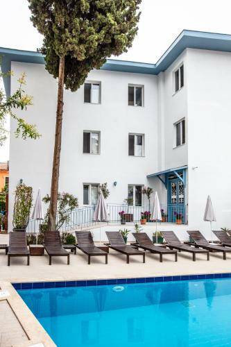 Eliada Hotel