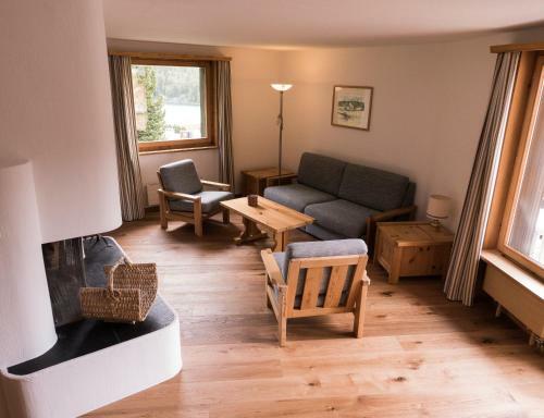 Aparthotel Chesa Bellaval