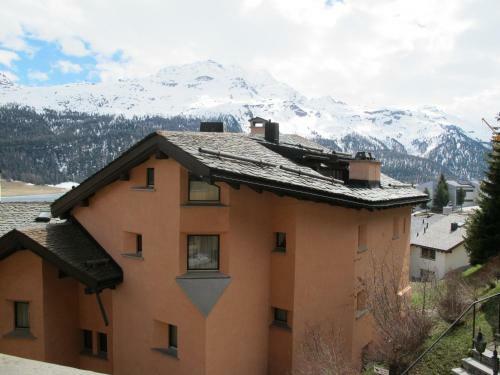 Aparthotel Chesa Bellaval