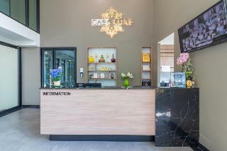 Casa Luxe Hotel Resident