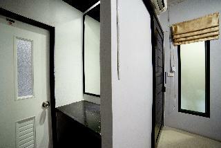 Hotel Oyo 465 Krung Kao Traveller Lodge
