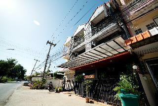 Hotel Oyo 465 Krung Kao Traveller Lodge
