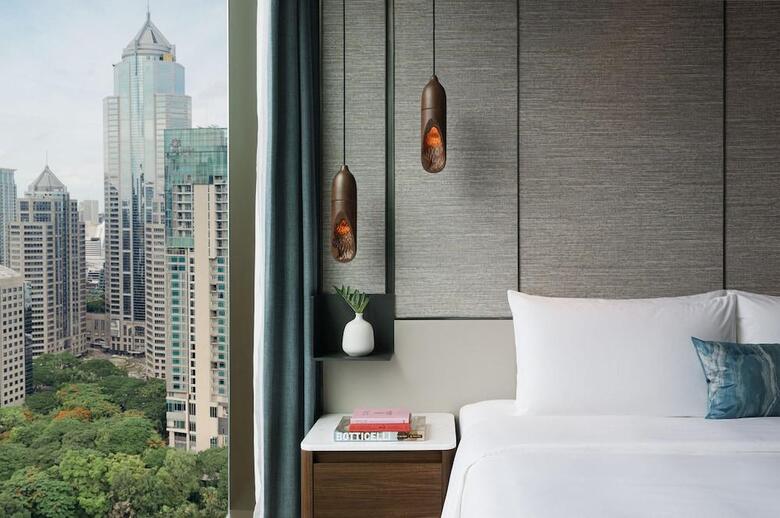 Kimpton Maa-lai Hotel Bangkok
