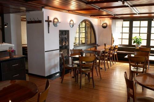 Hotel & Restaurant R�ssli