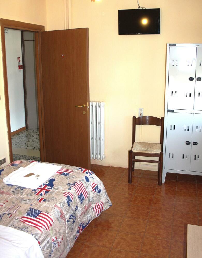Colombo Hotel & Hostel For Backpackers