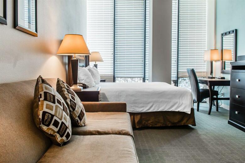Suites At Sunchase, An Ascend Collection Hotel