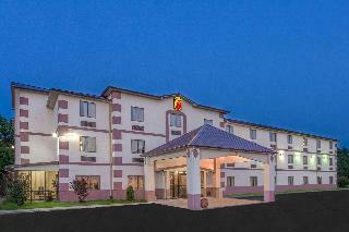 Hotel Super 8 By Wyndham Jackson/north