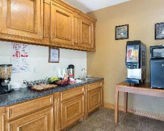 Hotel Rodeway Inn & Suites