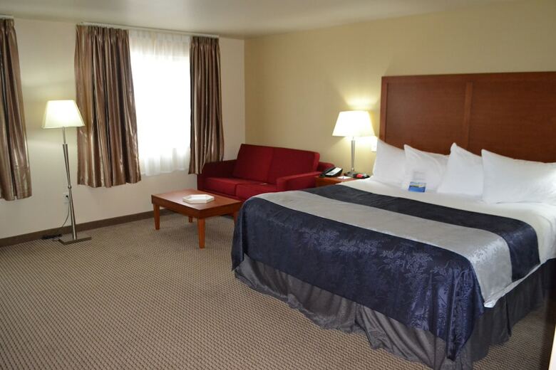 Hotel Baymont By Wyndham Grand Forks