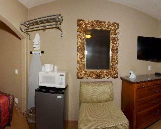 Hotel Rodeway Inn Near Coachella