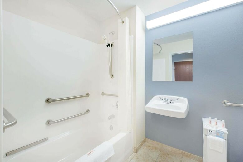 Hotel Microtel Inn & Suites By Wyndham Stanley