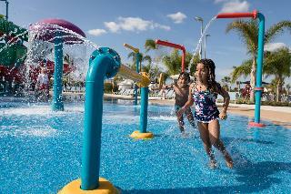 Villa Encore Resort Vacation Homes & Waterpark