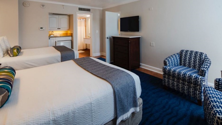 Hotel Tradewinds Island Grand Resort