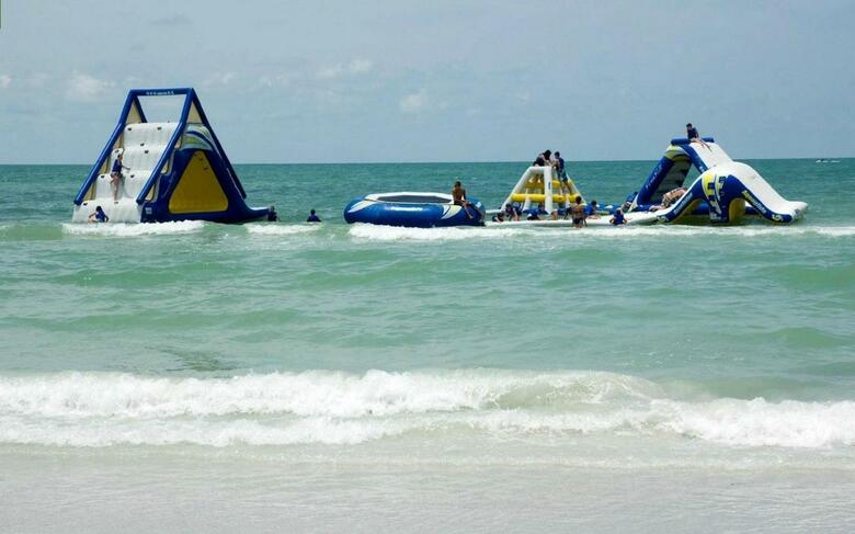 Hotel Tradewinds Island Grand Resort