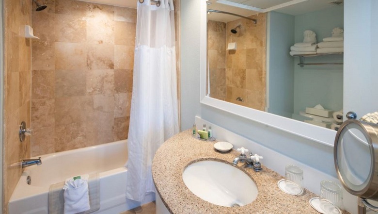 Hotel Tradewinds Island Grand Resort