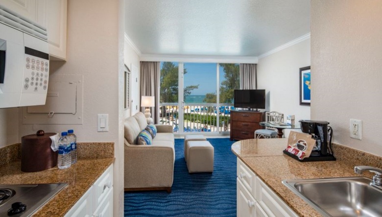 Hotel Tradewinds Island Grand Resort