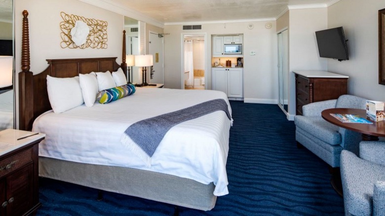 Hotel Tradewinds Island Grand Resort